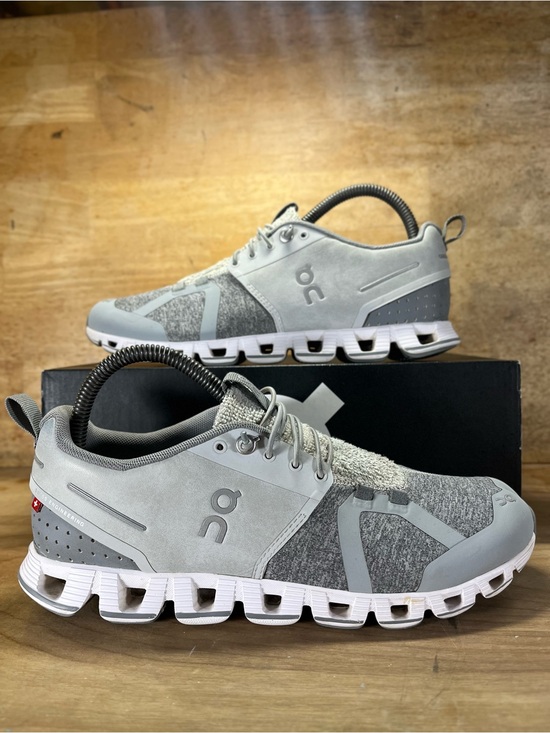 On Running Shoes - On Cloud 5 Terry REFLECTIVE Womens Size 8.5 Running Shoes Sneakers Gray Silver
